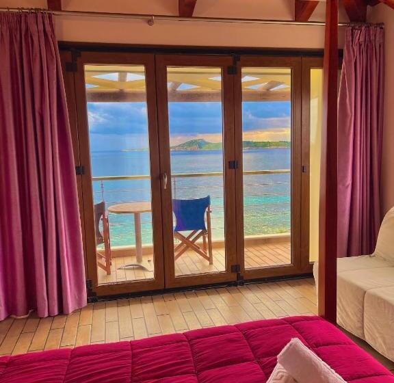 Triple Room Sea View, Entheon Rooms