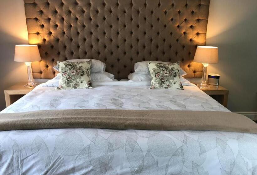 جناح ديلوكس سرير كينج, Edenwood House