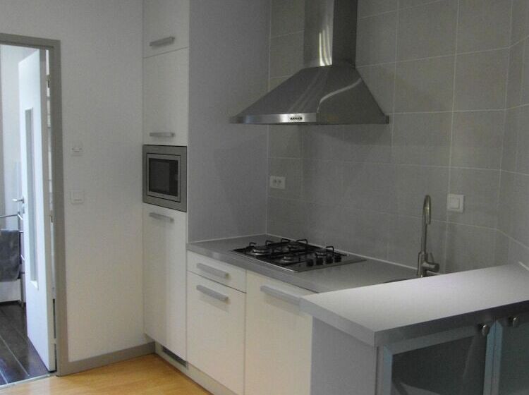 Апартаменты 1 Спальня, Garden In The City