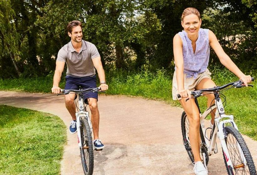 带阳台的豪华间, Lavida Hotel At Camiral Golf & Wellness