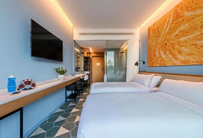 Номер Deluxe с Балконом, Lavida Hotel At Camiral Golf & Wellness