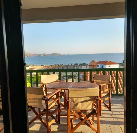 اتاق سوپریور با چشم‌انداز دریا, Lithoessa