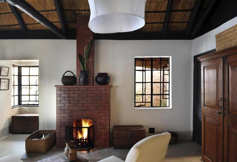 Family Suite, Satyagraha House