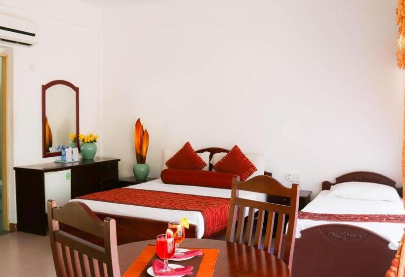 Triple Room Sea View, Sea Lotus Park