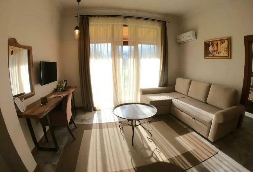 Suite, Cevizdibi