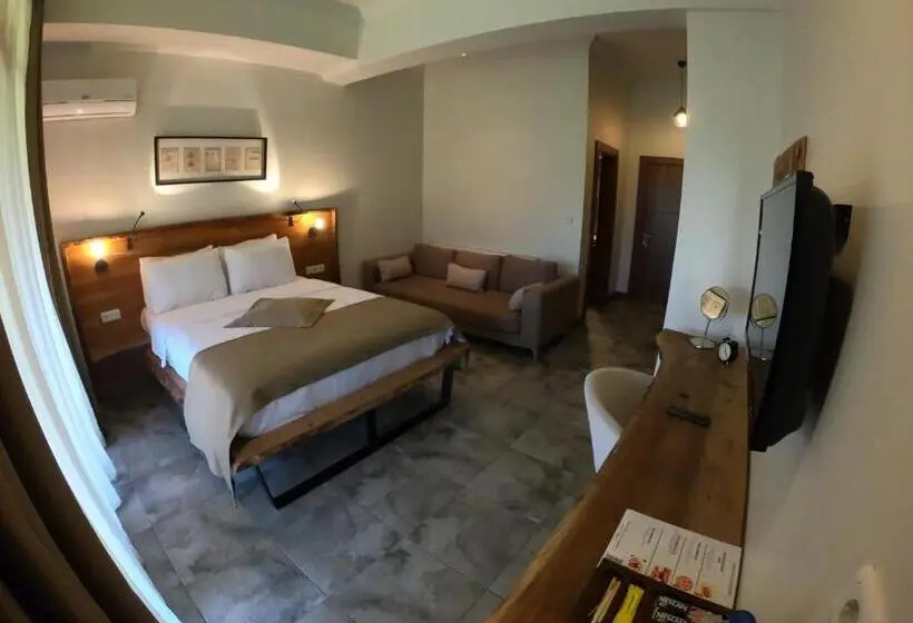 Suite Familiar, Cevizdibi