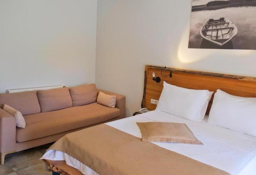 Family Suite, Cevizdibi