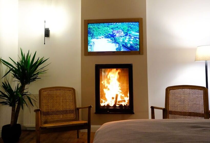 اتاق لوکس, Cevizdibi