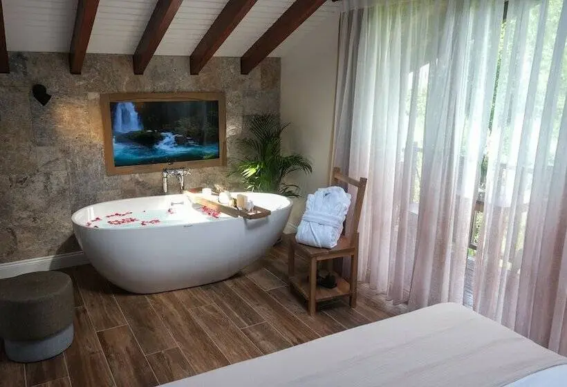 Habitació Deluxe, Cevizdibi