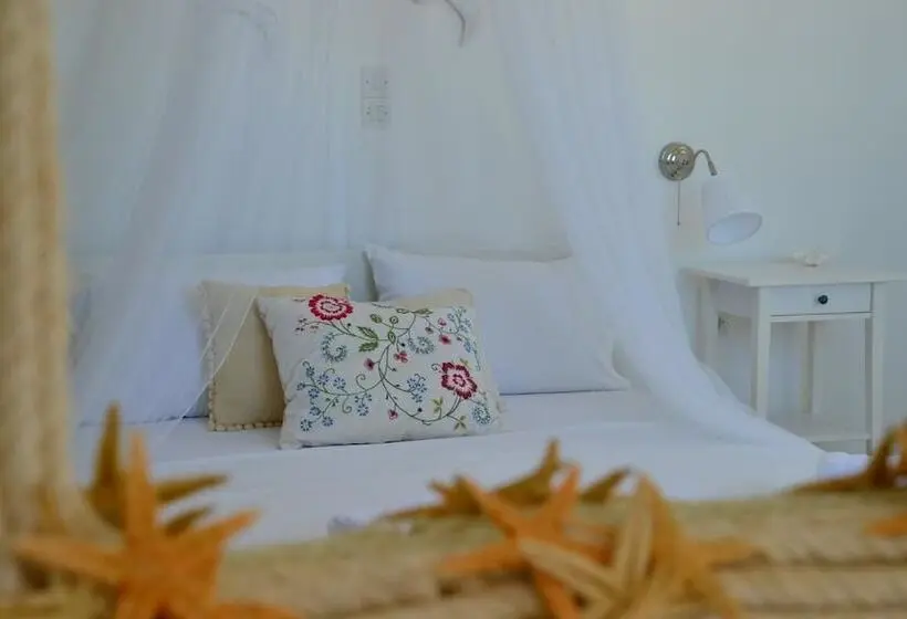 اتاق اساندارد با چشم‌انداز جانبی به دریا, Heliotropio Studios & Apartments