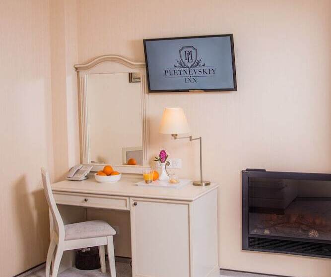 סוויטה, Pletnevskiy Inn