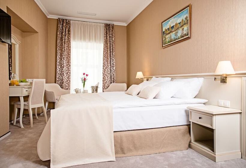 스위트, Pletnevskiy Inn