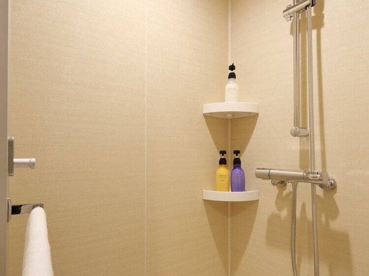 スタンダードルーム, Red Roof Inn & Suites Osaka Namba Nipponbashi