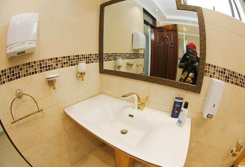 سوئیت مدیریتی 2 خوابه, Sanana