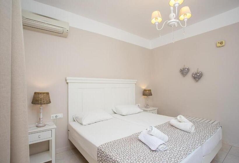 اتاق استاندارد در طبقه همکف, Voula Studios