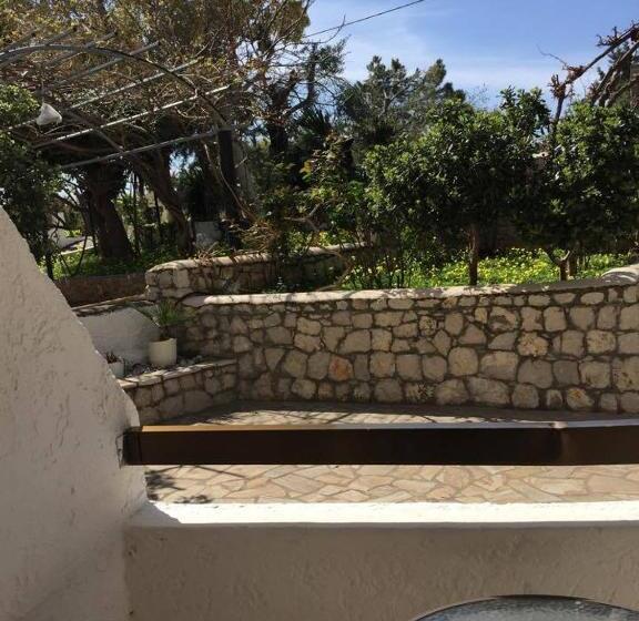 스탠다드 룸 1층, Voula Studios