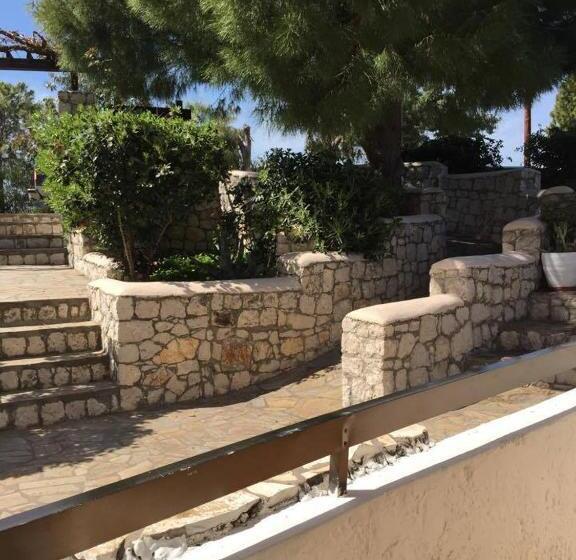 اتاق استاندارد در طبقه همکف, Voula Studios