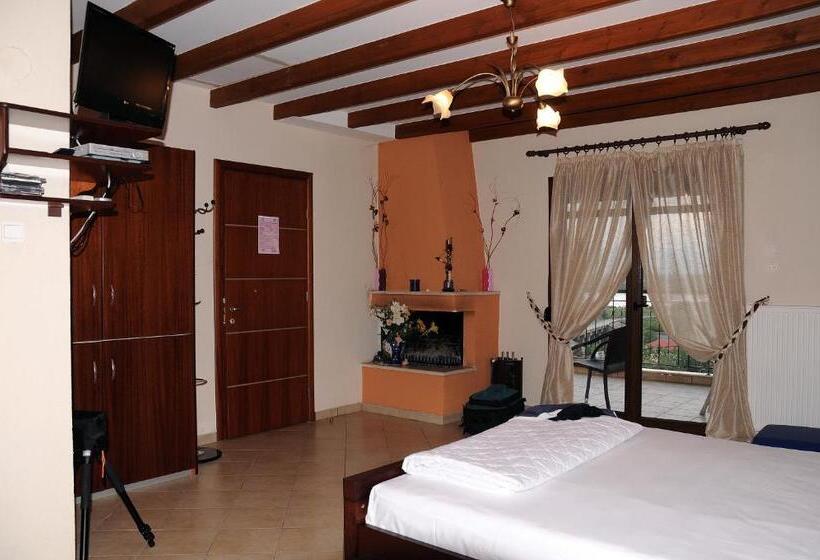 Номер Стандарт Трехместный, Guesthouse To Fragma