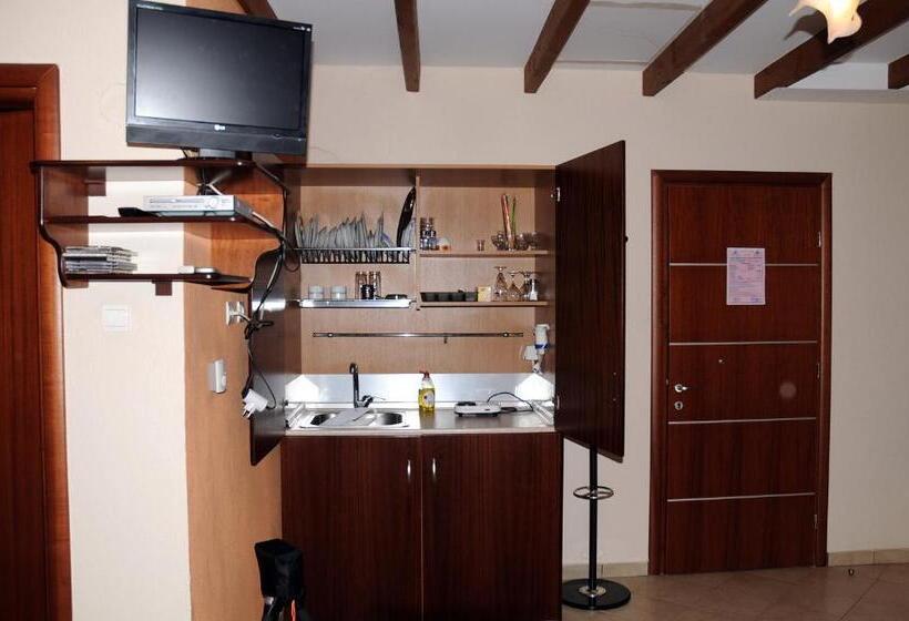 חדר סטנדרט לשלושה, Guesthouse To Fragma