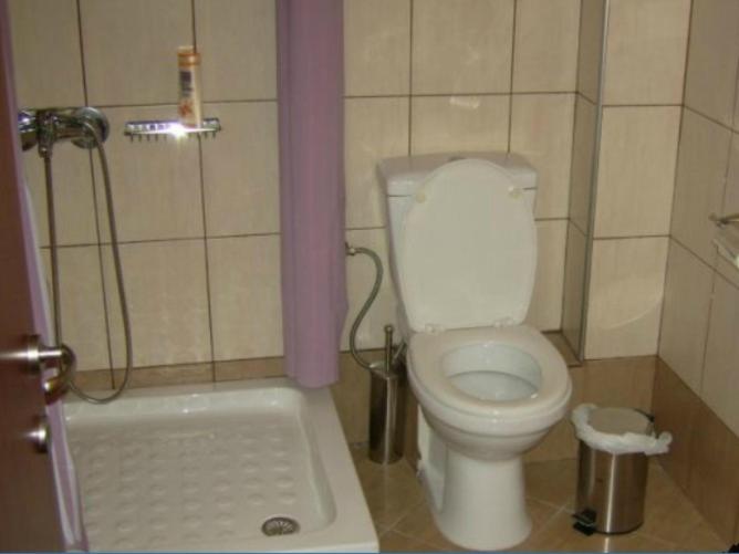 דירת משפחה, Guesthouse To Fragma