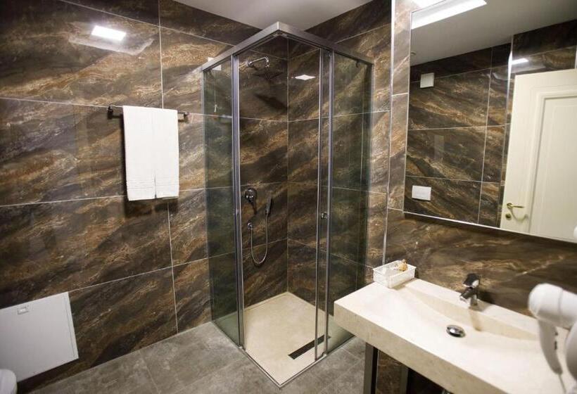 Quarto Deluxe Vista Mar, Grint