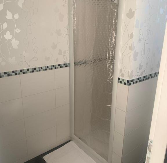 スタンダードルーム, Le Pontet