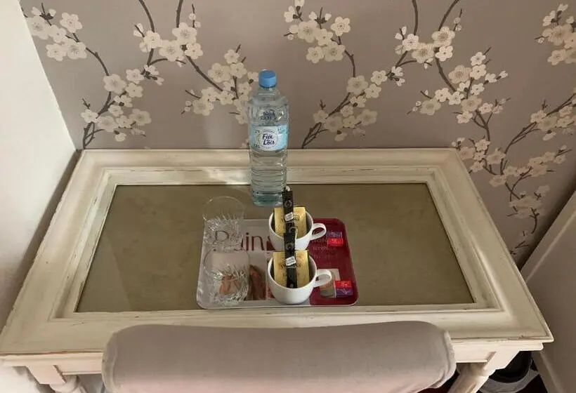 اتاق چهار تخته با دستشویی مشترک, Le Pontet