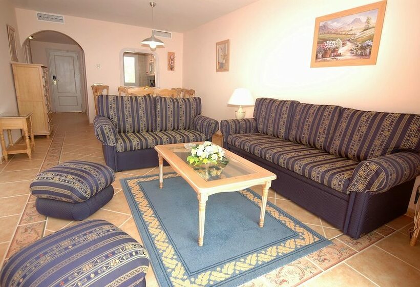 침실 2개 아파트, Marbella Beach Resort At Club Playa Real