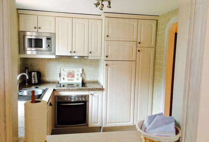 2침실 아파트 정원 전망, Marbella Beach Resort At Club Playa Real