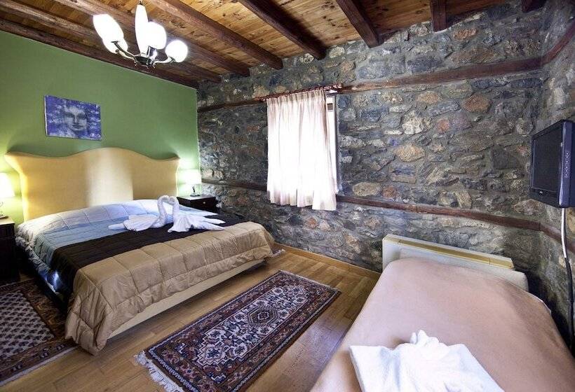 חדר סטנדרט לשלושה, Lithos Hotel & Spa