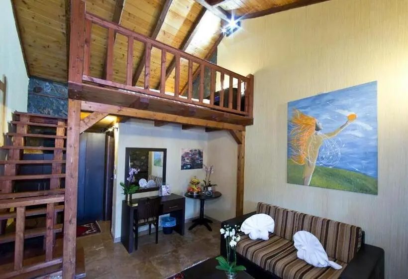 Suite Familiar, Lithos Hotel & Spa