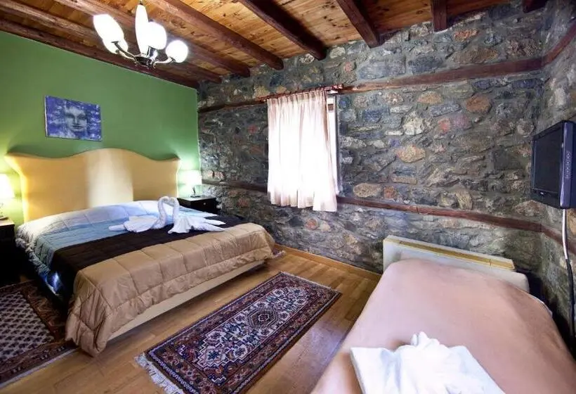 Quarto Triplo Standart, Lithos Hotel & Spa