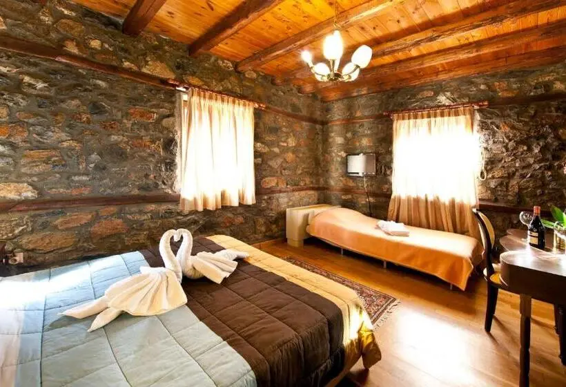 Quarto Triplo Standart, Lithos Hotel & Spa