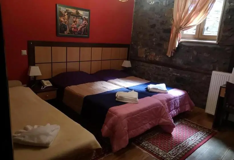 Quarto Triplo Standart, Lithos Hotel & Spa