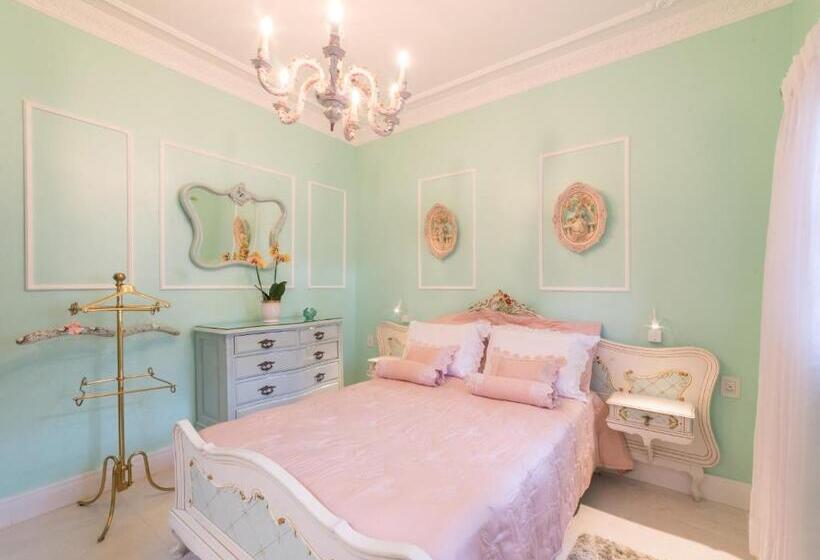 اتاق لوکس, Casa Nostra Boutique