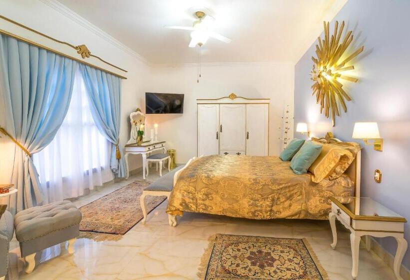 اتاق استاندارد با وان آب گرم, Casa Nostra Boutique
