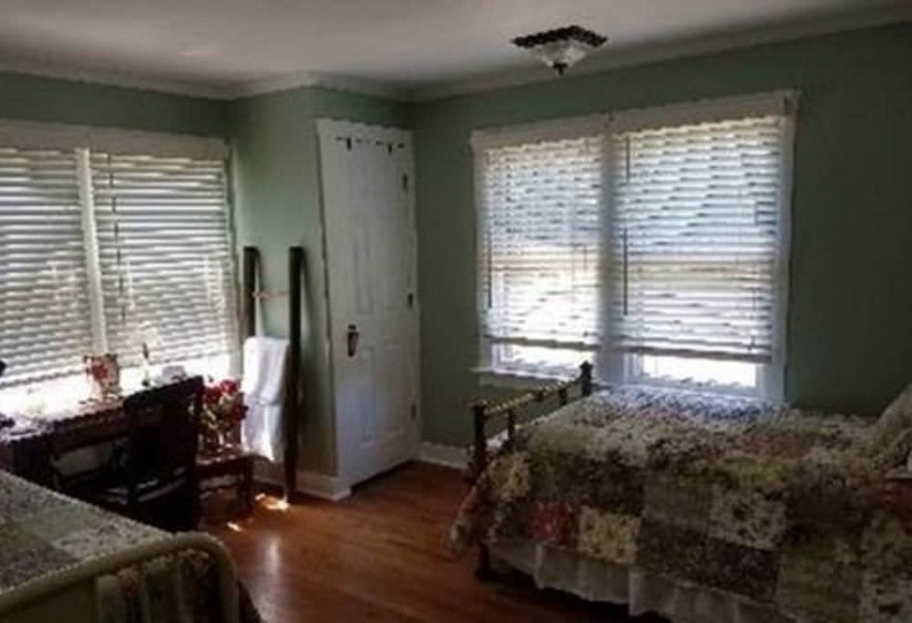 غرفة قياسية حمام مشترك, Dragonfly Bed And Breakfast