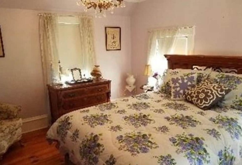 バス共有のスタンダードルーム, Dragonfly Bed And Breakfast