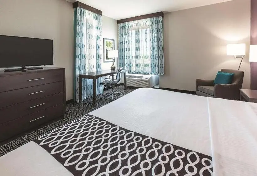 キングサイズベッドのスタンダードルーム, La Quinta By Wyndham Terre Haute