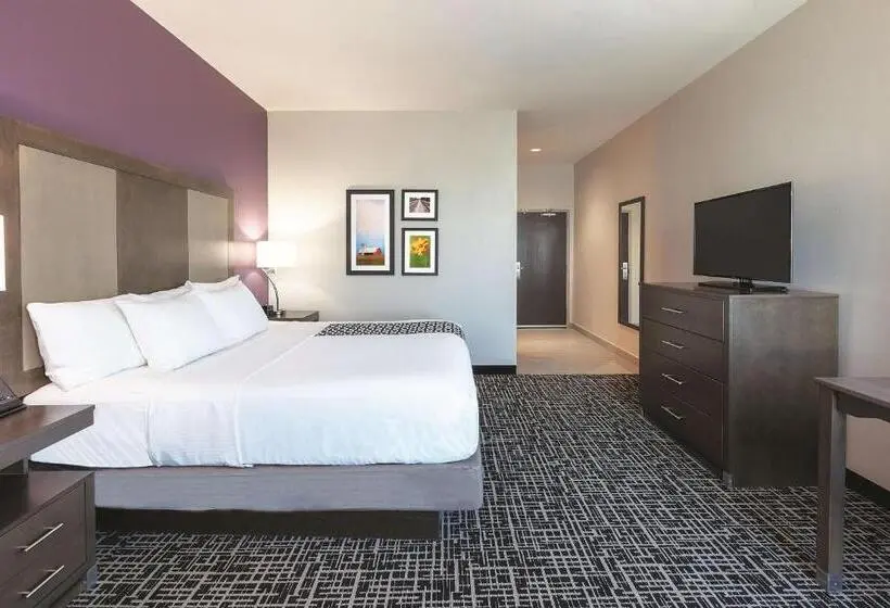 キングサイズベッドのスタンダードルーム, La Quinta By Wyndham Terre Haute
