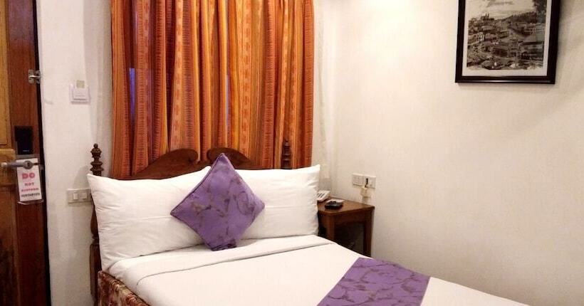 اتاق عادی, Log Cabin Hotel   Safari Lodge Baguio