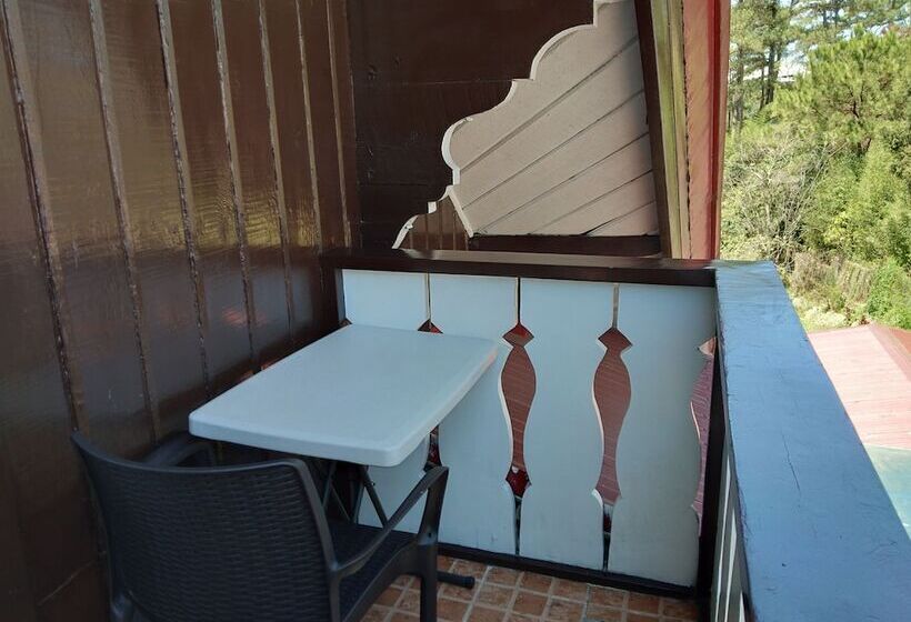 اتاق لوکس, Log Cabin Hotel   Safari Lodge Baguio