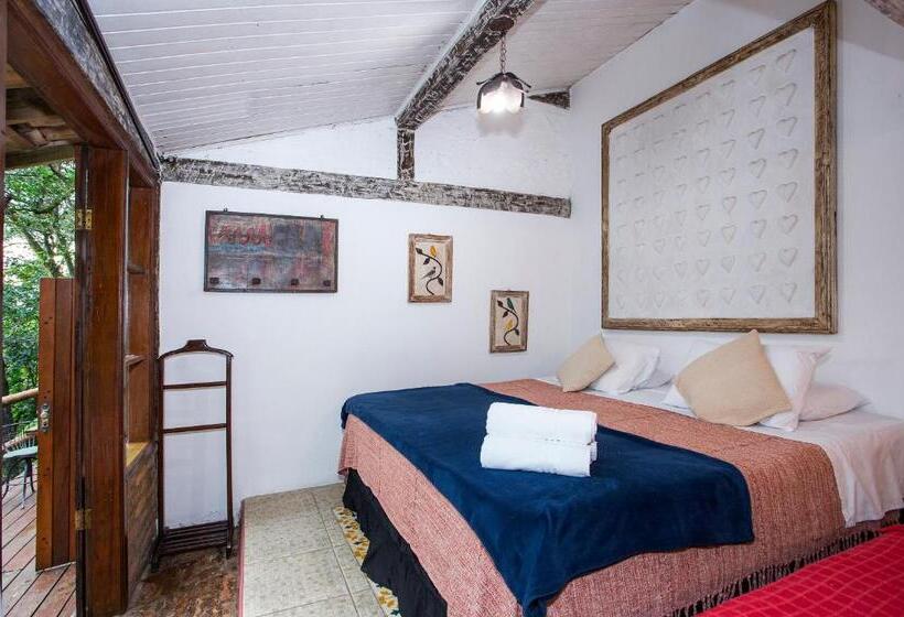 Suite with lake view, Pousada Encanto Das Aguas
