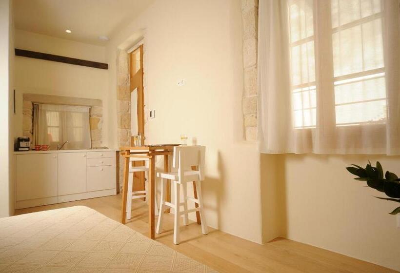 Studio Standard, Veranda Rossa Suites