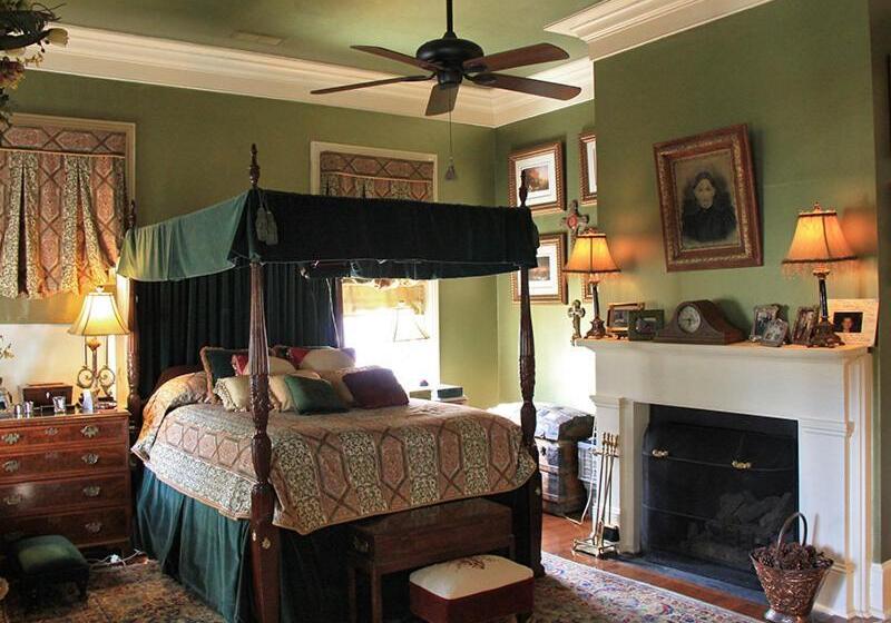 豪华房间, 22 Charlotte