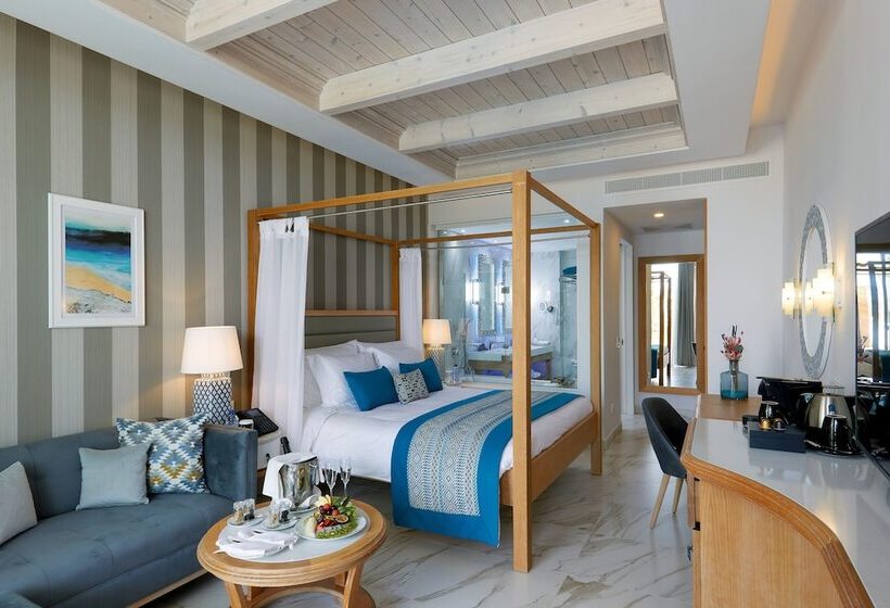 קוטג'' סופריור, Amavi, Madefortwo Hotels Paphos