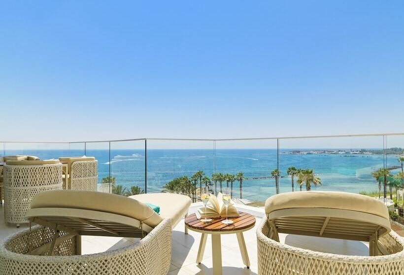 סוויטה אקזקיוטיב, Amavi, Madefortwo Hotels Paphos