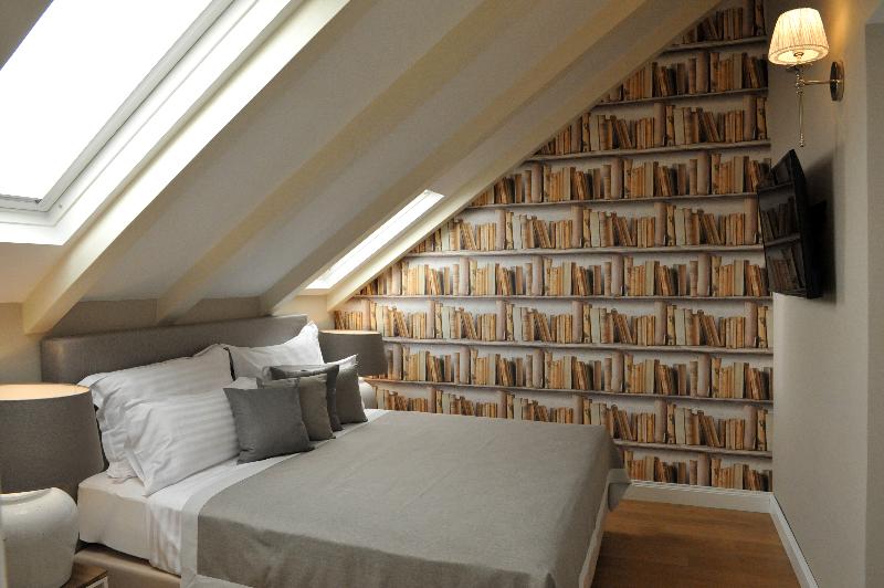 Quarto deluxe, Bajamonti 5