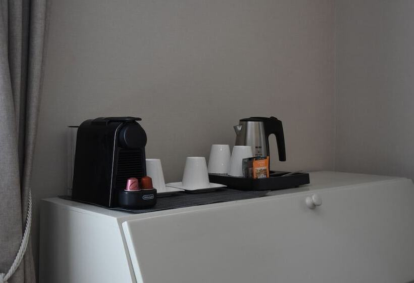 Quarto deluxe, Bajamonti 5