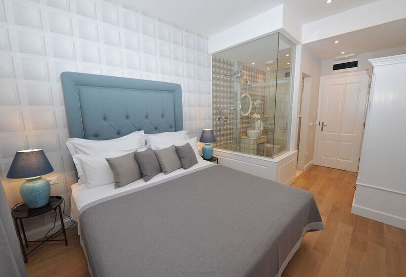 Quarto Superior Cama King, Bajamonti 5